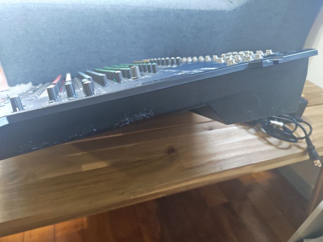 Yamaha MG166CX アナログミキサー