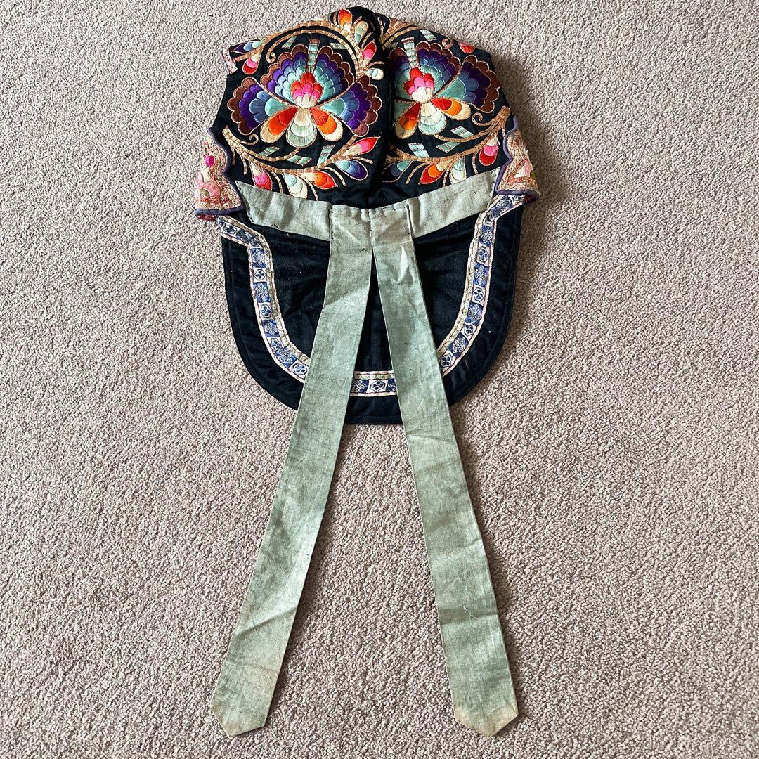 中国　アンティーク　1900年代初期　伝統的な刺繍帽子　希少　骨董