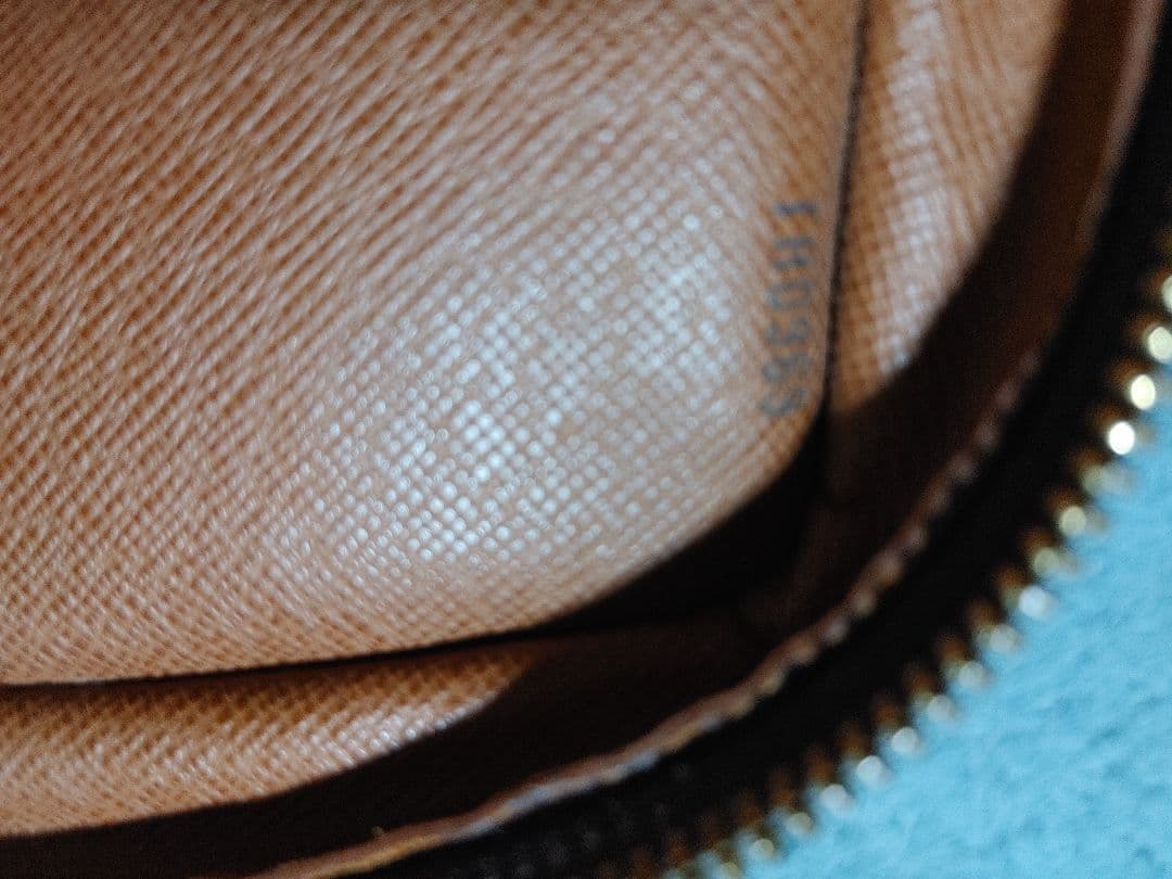 Louis Vuitton レザー バッグ