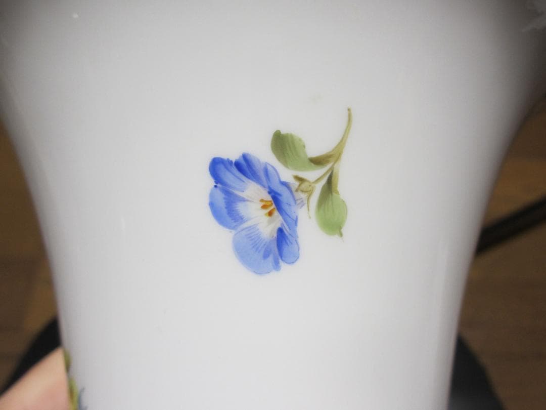 マイセン Meissen 花瓶 R.Münch絵付け 金彩 高さ26.5cm