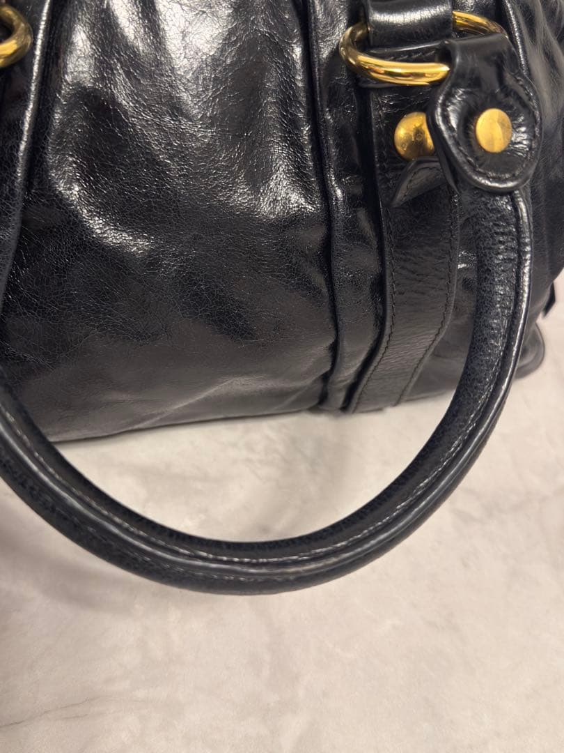 中古　MIU MIU（ミュウミュウ）　レザーハンドバッグ×