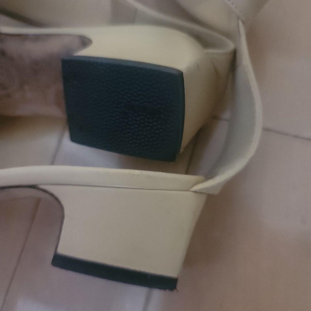 CHANEL ベージュ・ブラック アンクルストラップ フラットシューズ