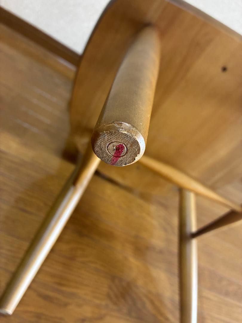 ②カリモク コロニアル ダイニングチェア 肘なし 回転なし　1脚