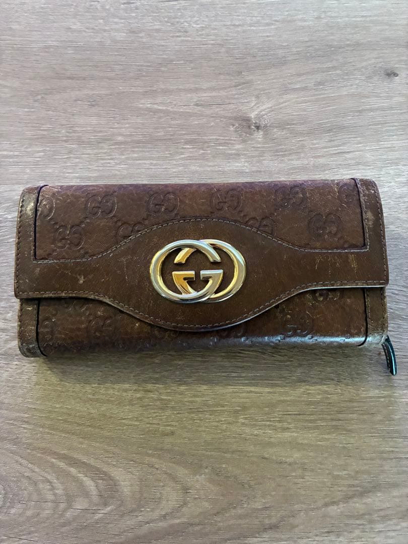 GUCCI インターロッキング　長財布