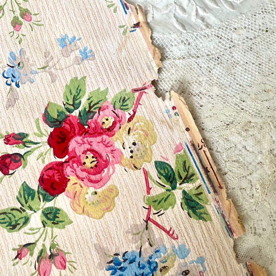 luビスケッツ　ローズ柄壁紙　ウォールペーパー　検フランスアンティーク