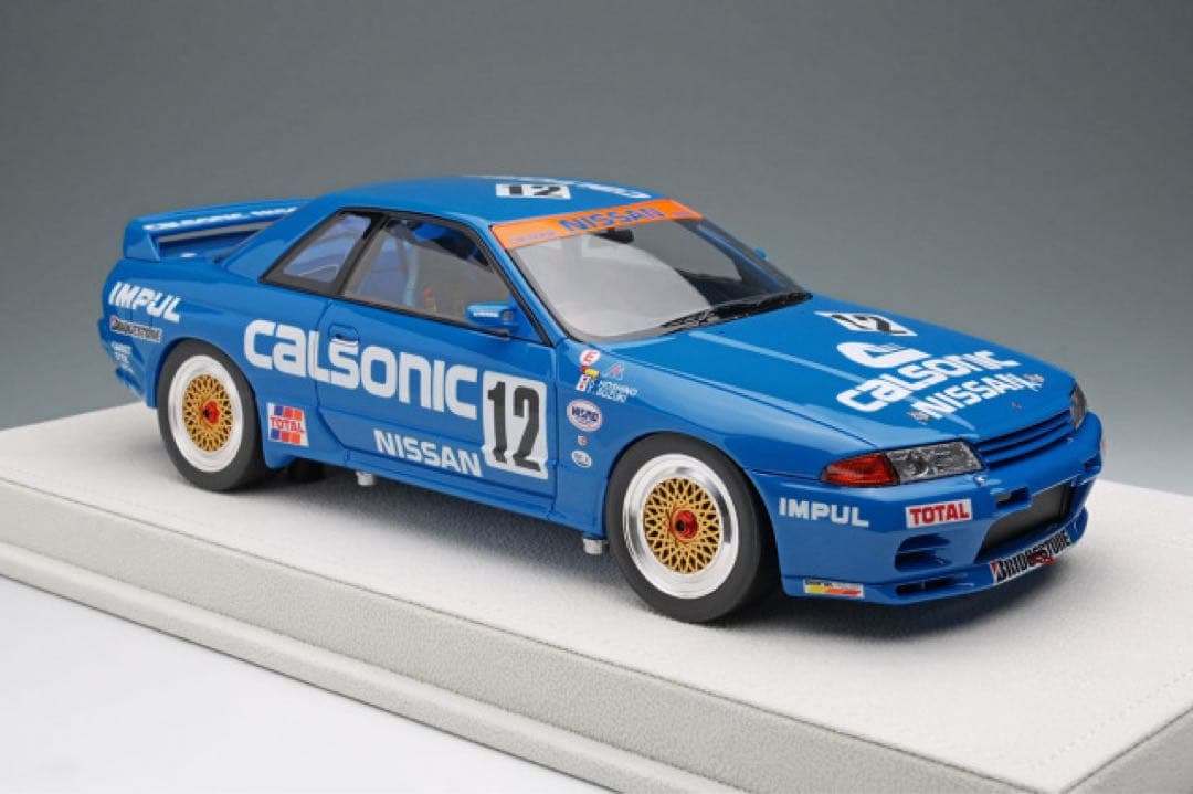 メイクアップEIDOLON1/18カルソニックスカイラインGT-R 2種セット