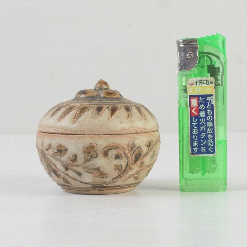 タイ古陶磁　スンコロク　宋胡禄　唐草文　盒子　香合　仕覆付　V　9902