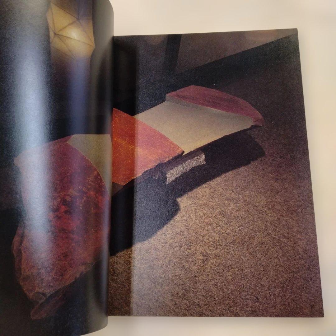 ISAMU NOGUCHI 　イサム・ノグチ　あかりと石の空間