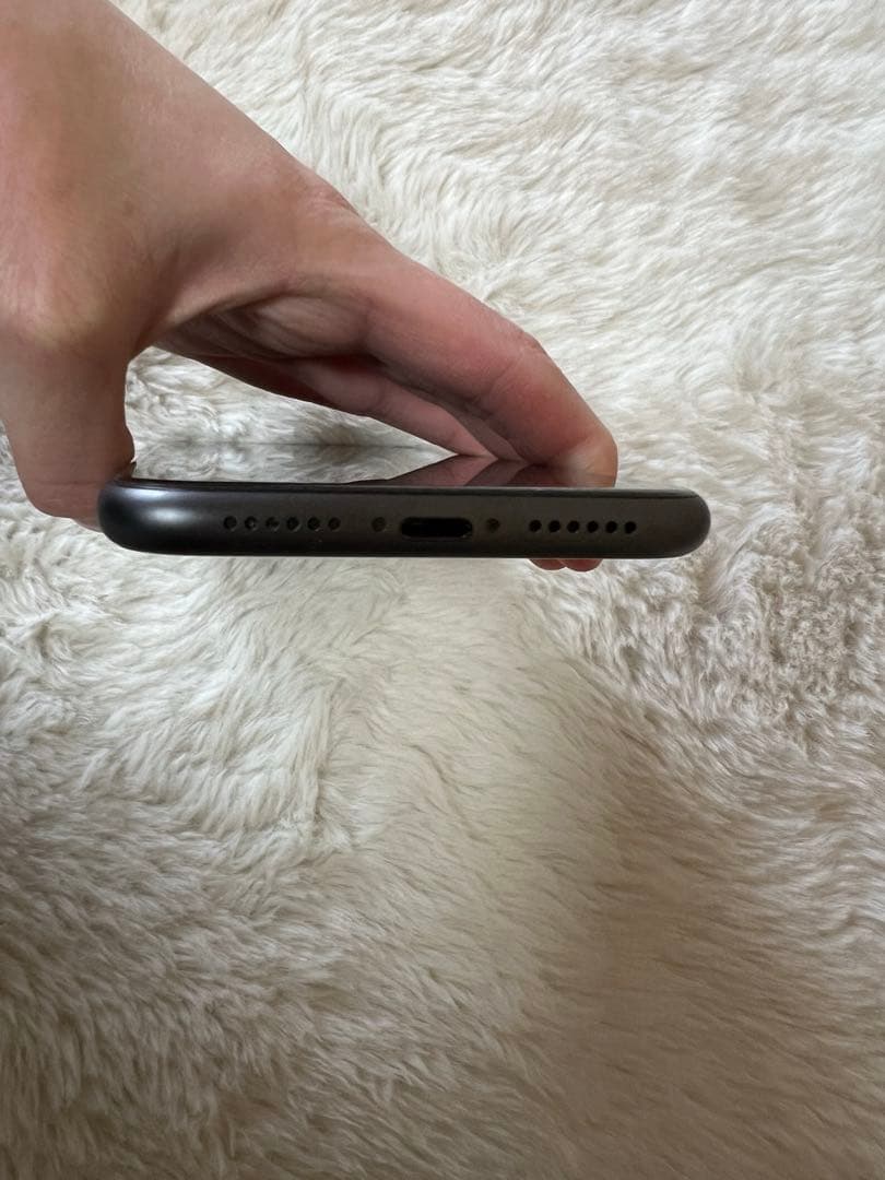 Apple iPhone 11 ブラック 128GB 本体