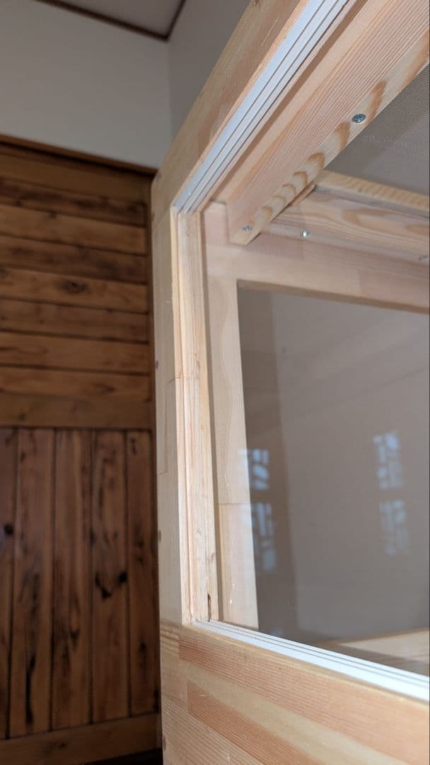 赤松集成材18ミリ幅90縦45奥行45全面アクリル板仕様 蜜蝋オイル仕上げ！