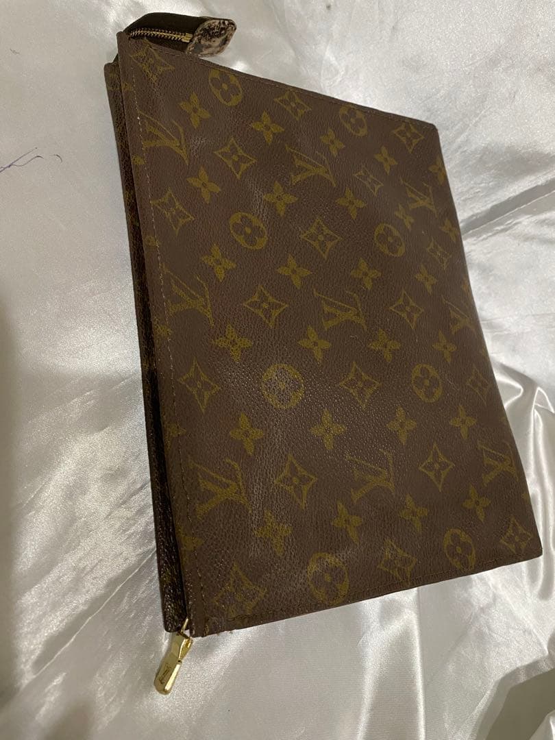 ルイビトン　サイドバッグ