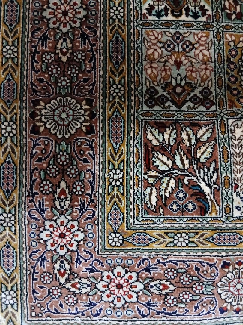 クム　ペルシャ絨毯　93 x 64cm　81万ノット位　玄関マット　シルク　手織