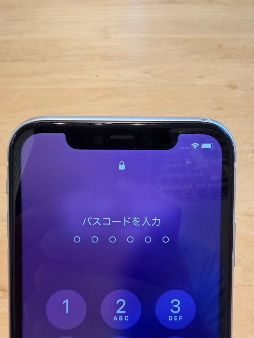 12/15までiPhone11 64GB SIMフリー　カバー&充電コード付き