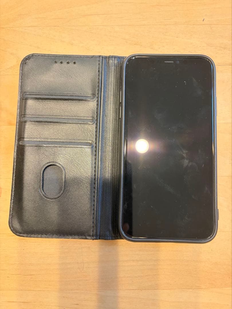 12/15までiPhone11 64GB SIMフリー　カバー&充電コード付き