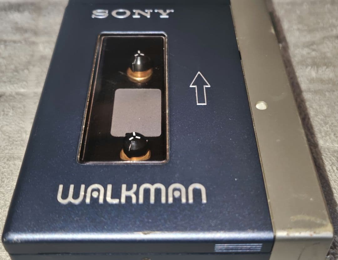 【通電確認のみ】SONY WALKMAN TPS-L2