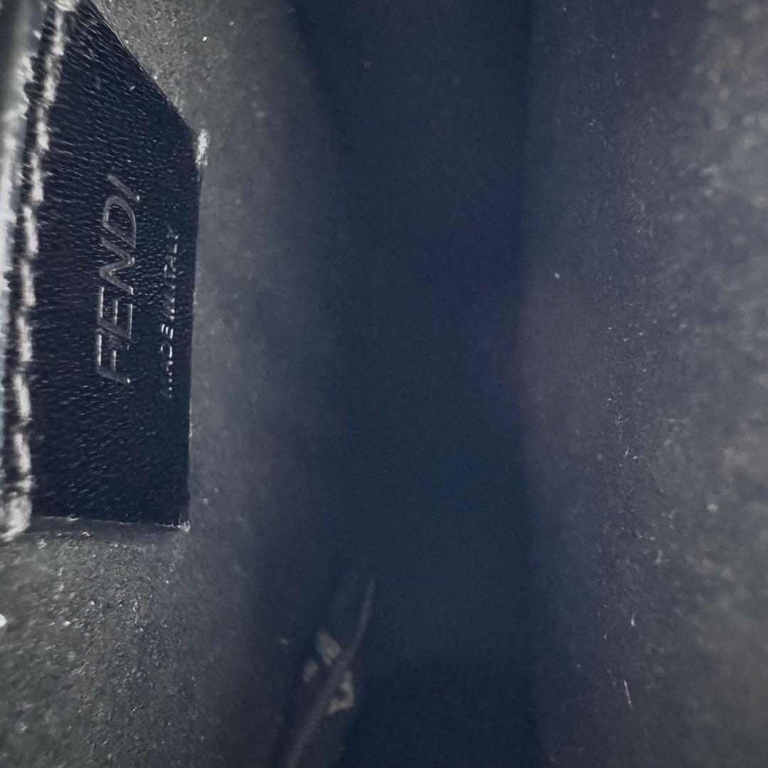 FENDI スマホバッグ ショルダーバック ブラック グレー ズッカ柄　2way