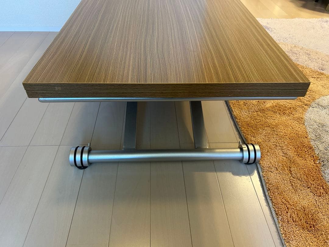 天板が2倍に広がるガス圧昇降テーブル／定価27,800円