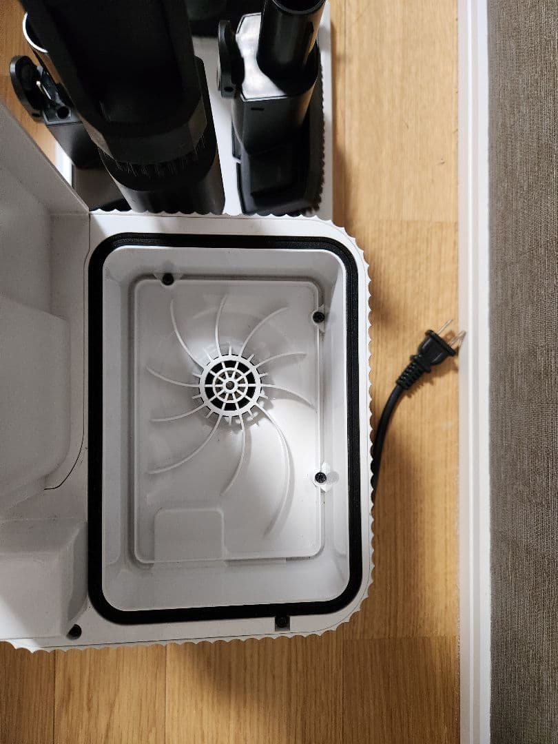 シャーク　掃除機　Shark Clean Sense IQ+　ゴミ収集ドック付き