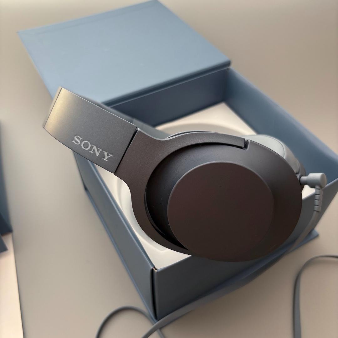 ワイヤレスヘッドホン SONYハイレゾ対応ヘッドホンh.ear on 2