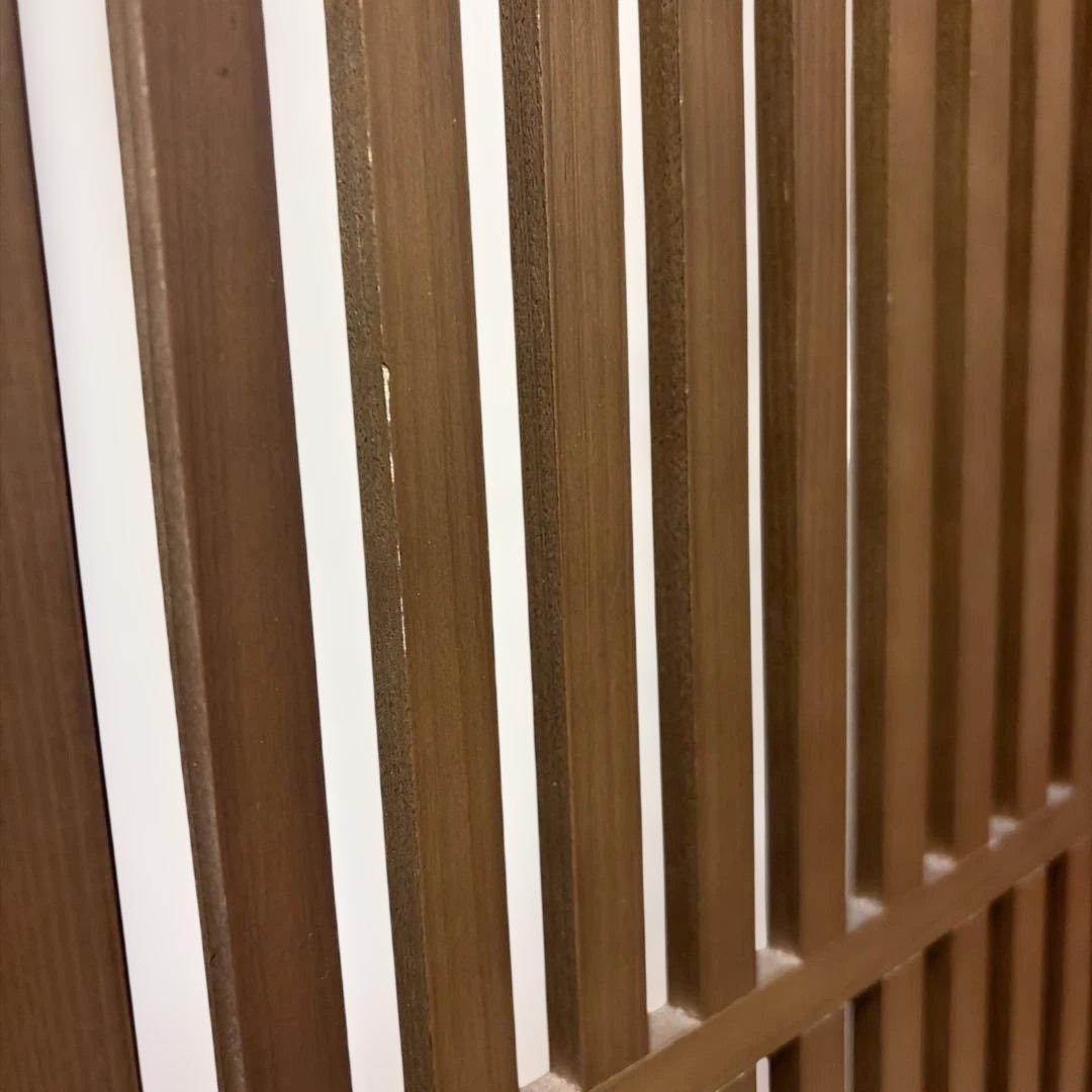 木製スリットデザイン折りたたみパーテーション