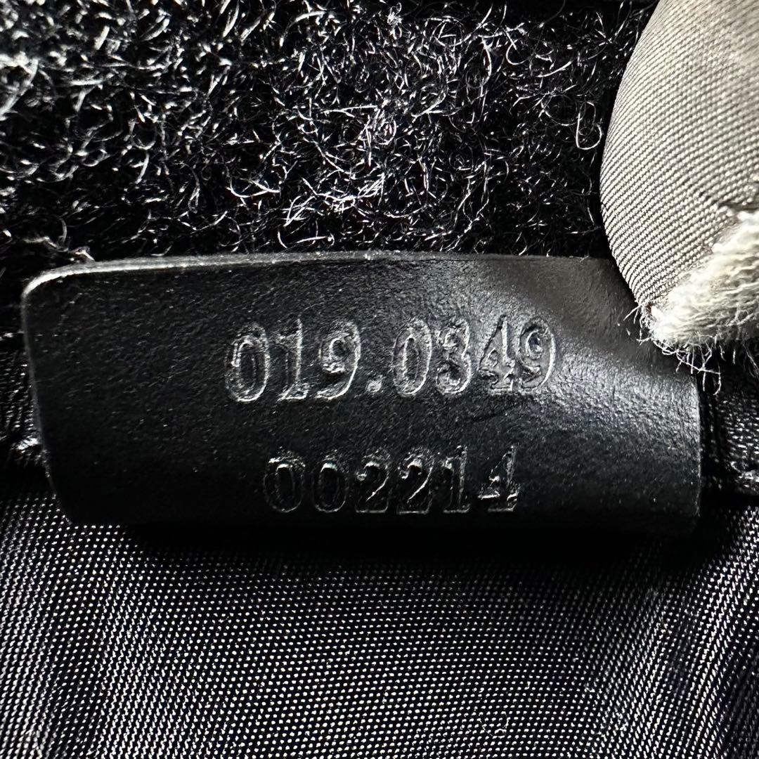 美品 グッチ キャンバス GG ショルダーバッグ 斜め掛け ファスナー ブラック