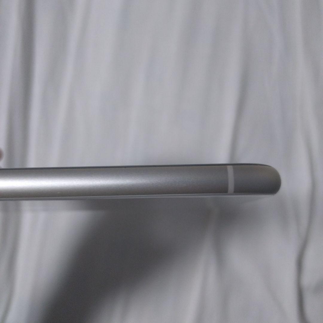 【美品】iPhone11 ホワイト　64GB・SIMフリー版