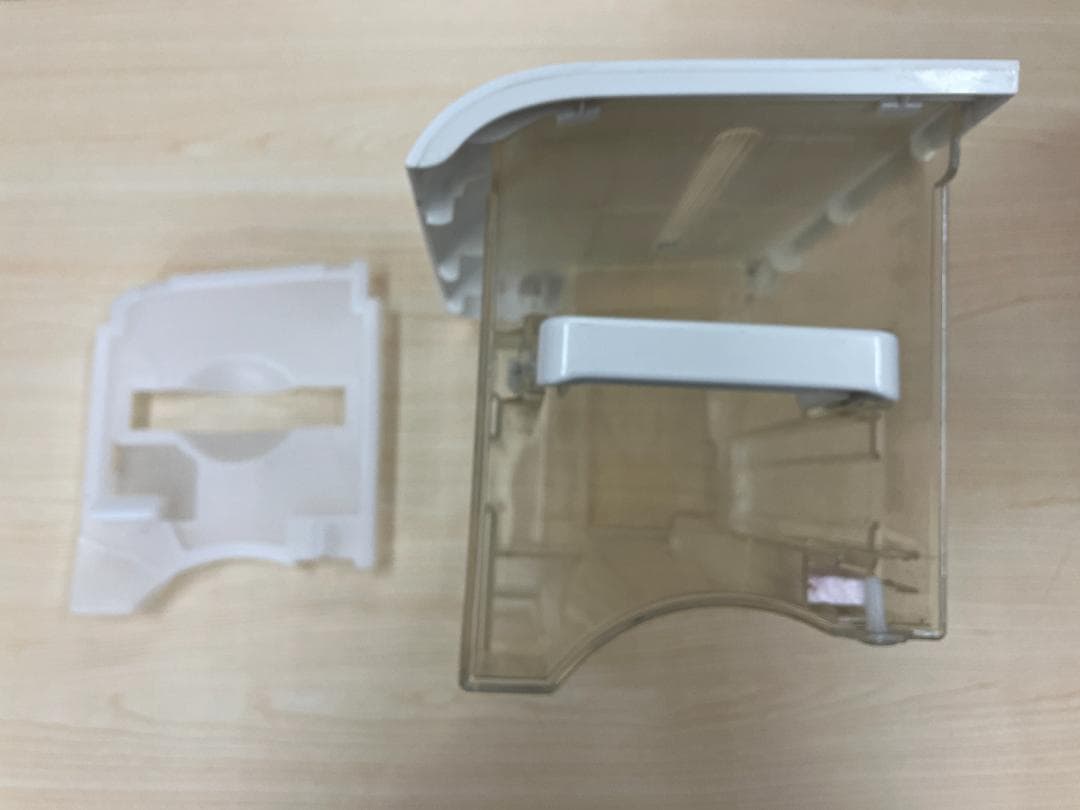 ☆美品☆シャープ CM-R100-W 衣類乾燥 除湿機 冷風タイプ