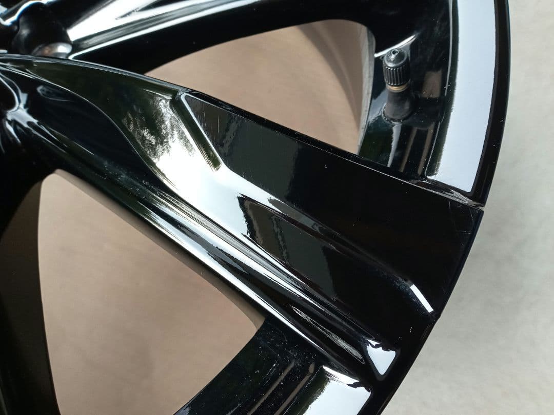 クラウンスポーツ純正ホイール　１本