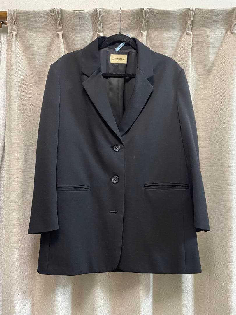 カレンソロジー　ウールギャバビッグジャケット　　ブラック