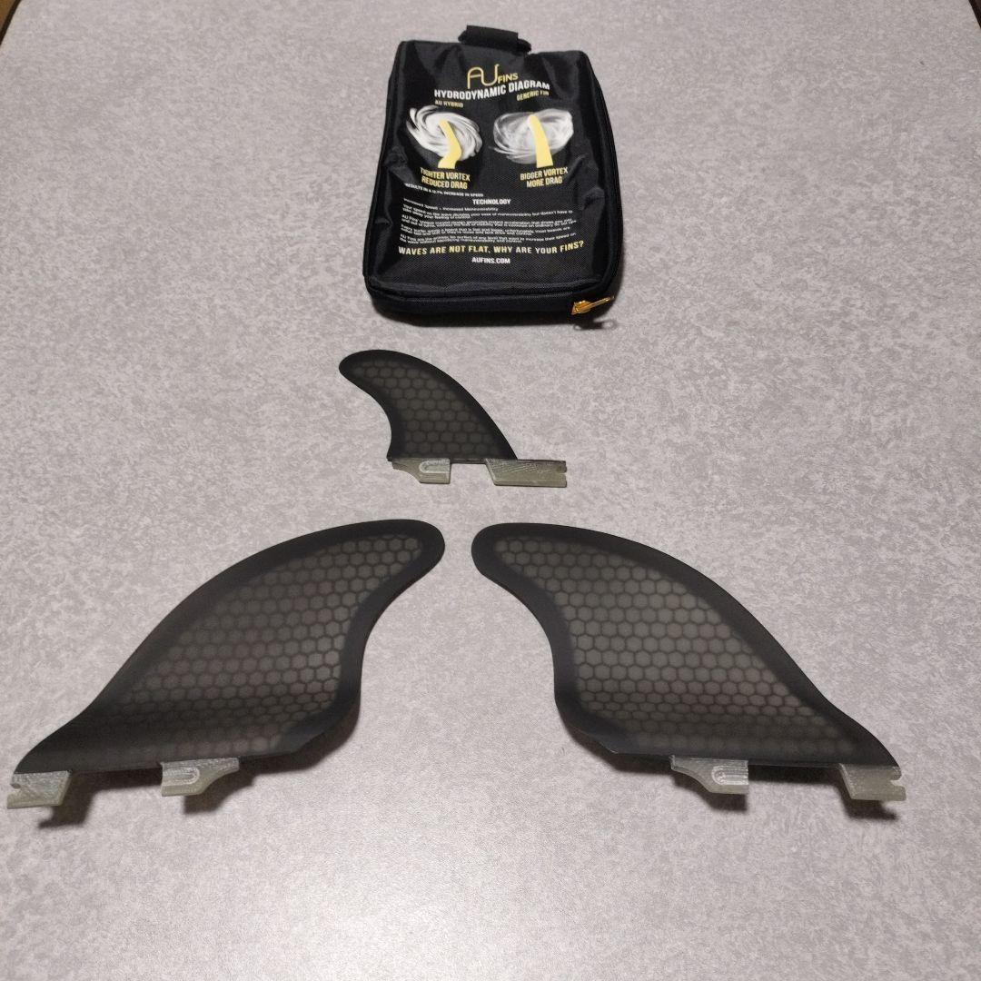 AU FINS KILOS ２＋１ FCS2 ツイン スタビ キール