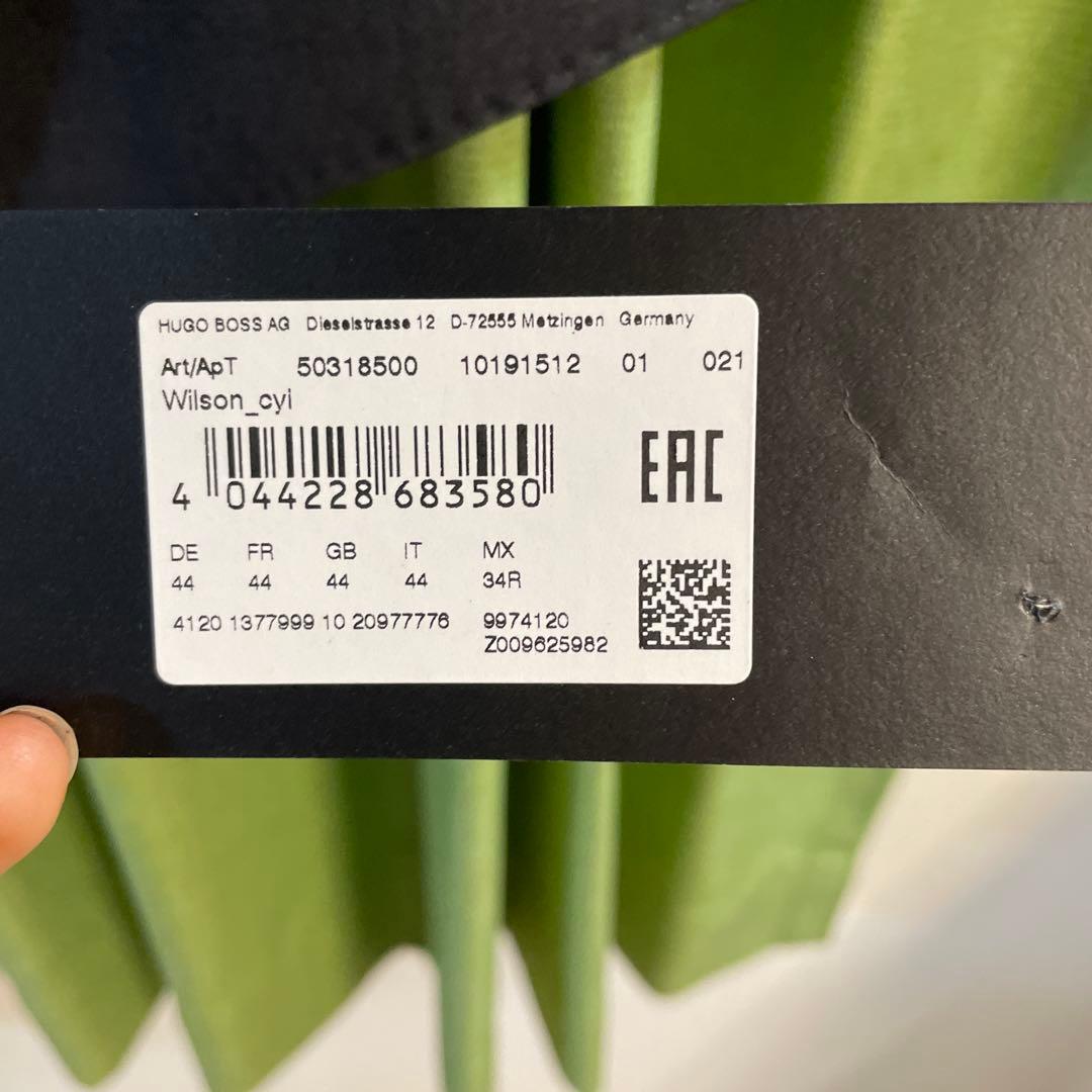 BOSS ダークグレー ノースリーブベスト