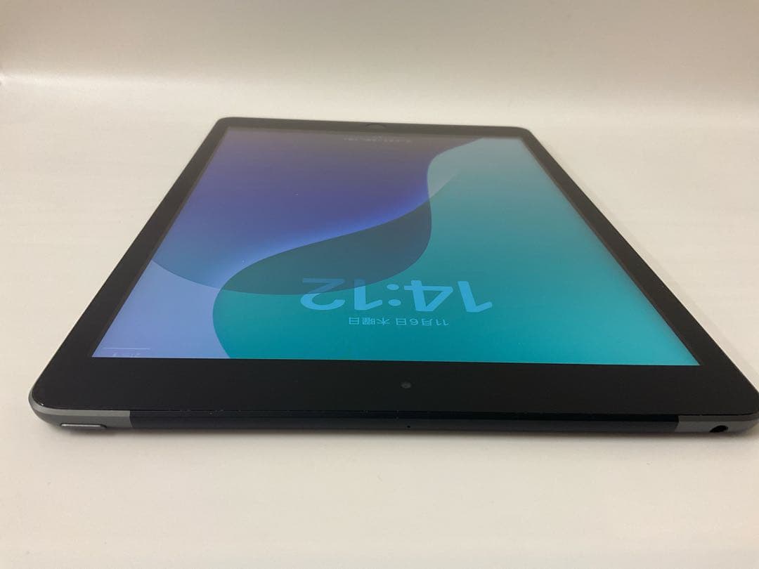 Wtapscendantページ★ 美品IPAD 第8世代 ★ 32GB
