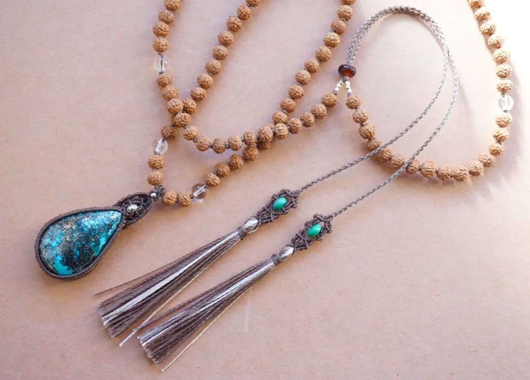 special collectionイラン産ターコイズ　マクラメロングネックレス
