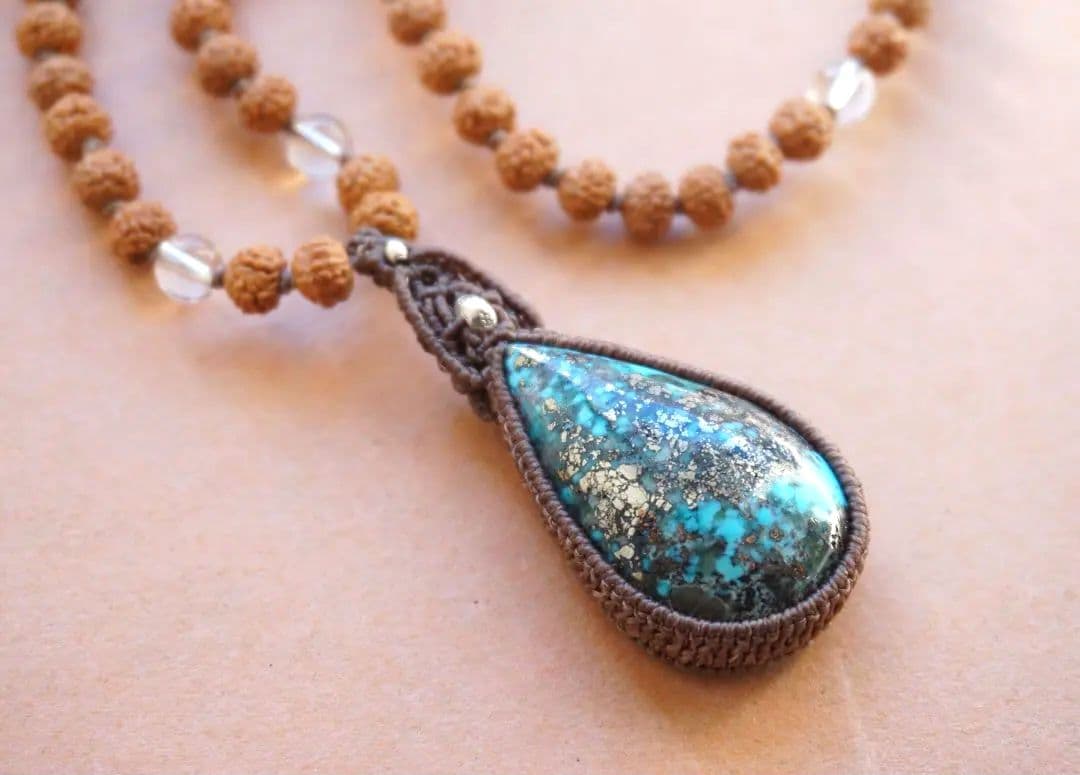 special collectionイラン産ターコイズ　マクラメロングネックレス