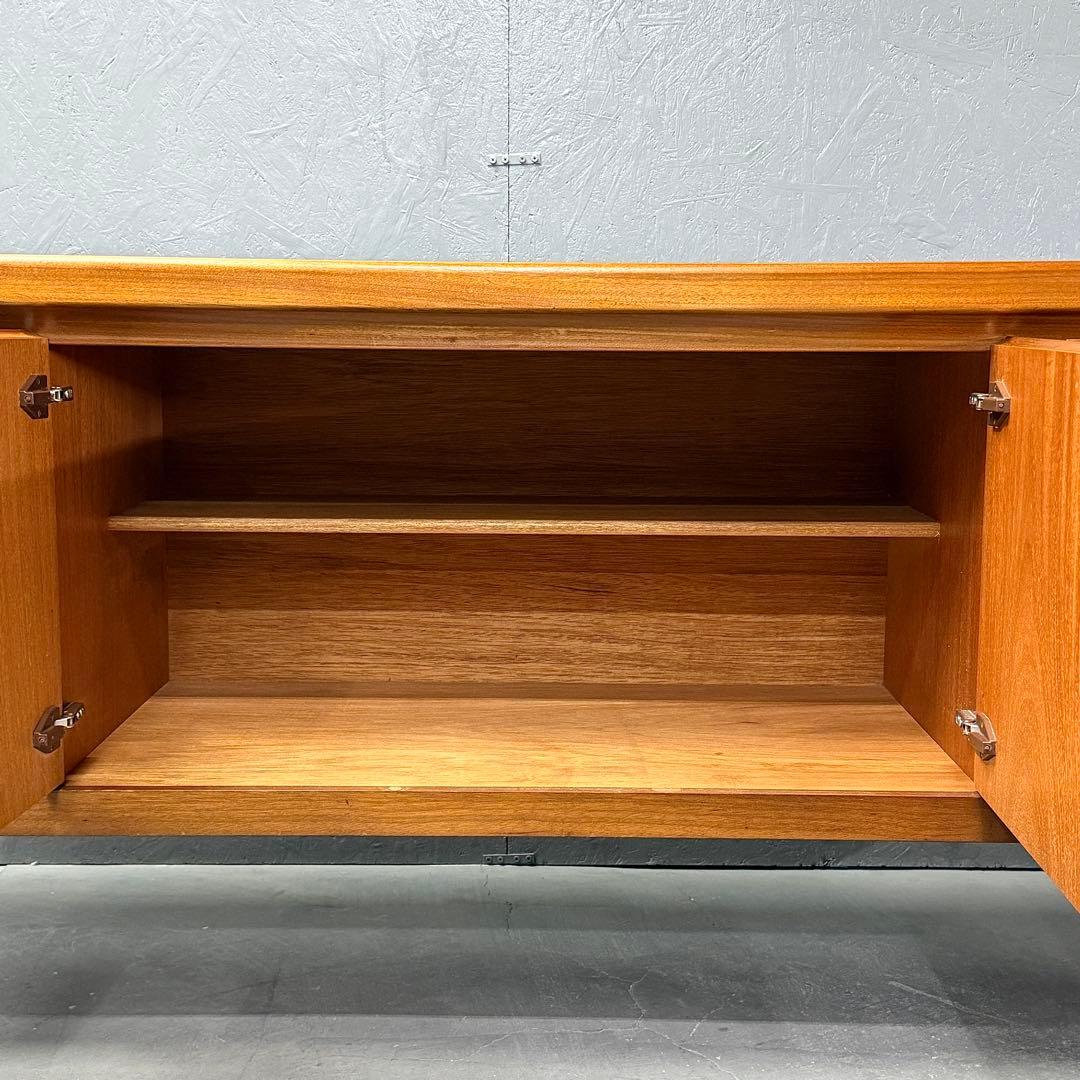 Nathan(ネイサン) サークルサイドボード (502)