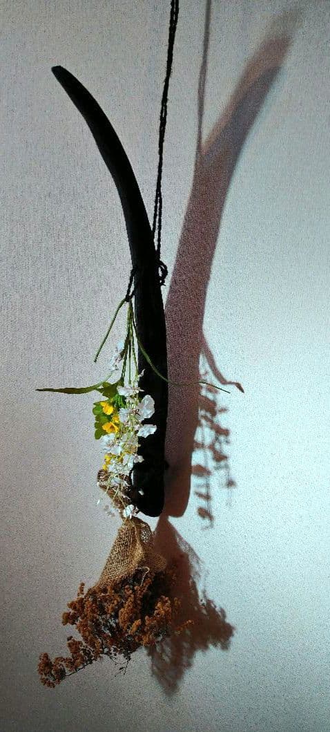 ♥花瓶・オブジェ・インテリア♥７７cm特大⬛壁掛け・反ブラック飾り台グラス付