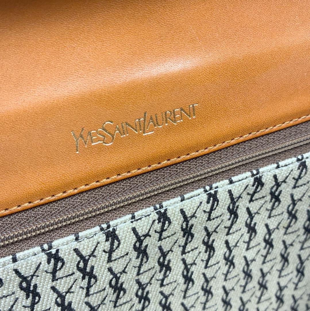 YSL イブサンローラン サンローラン クラッチバッグ A1326A9