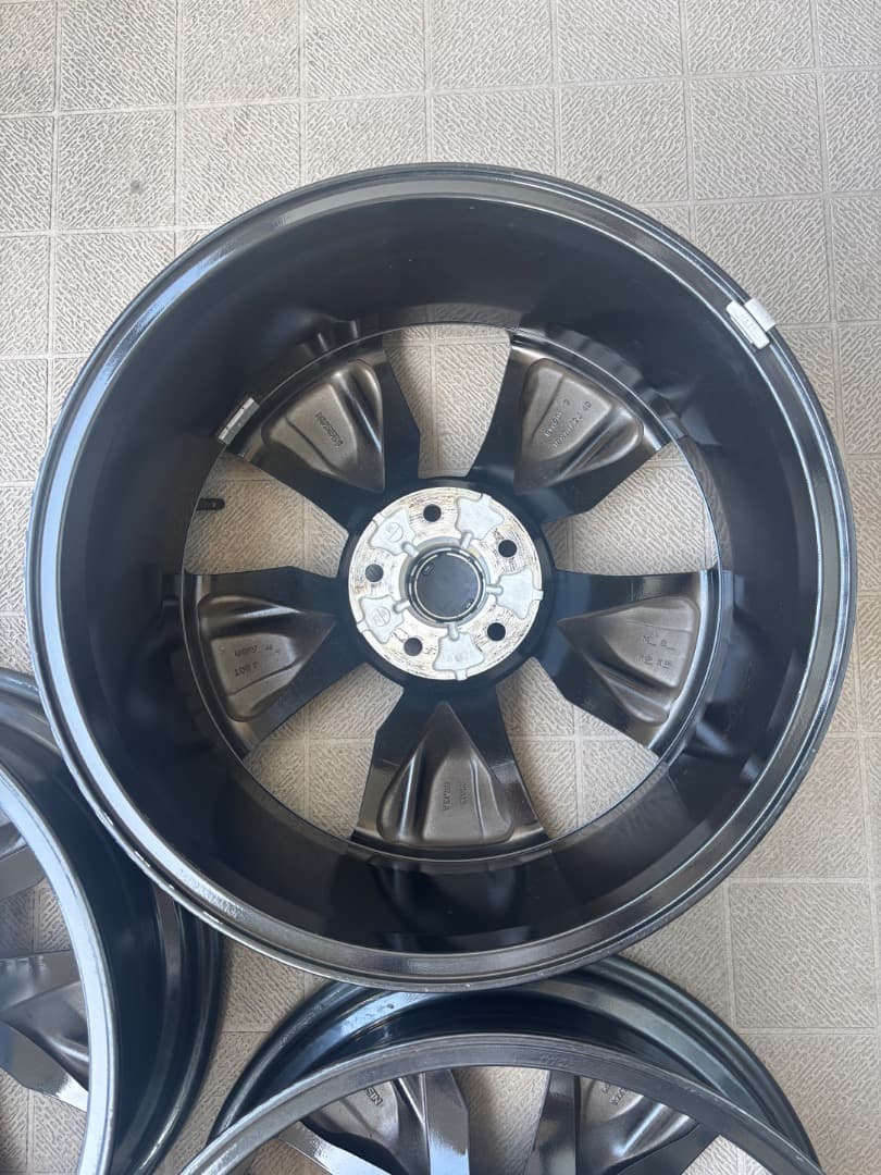 【美品】ニッサン T33 エクストレイル 純正19インチ ４本セット