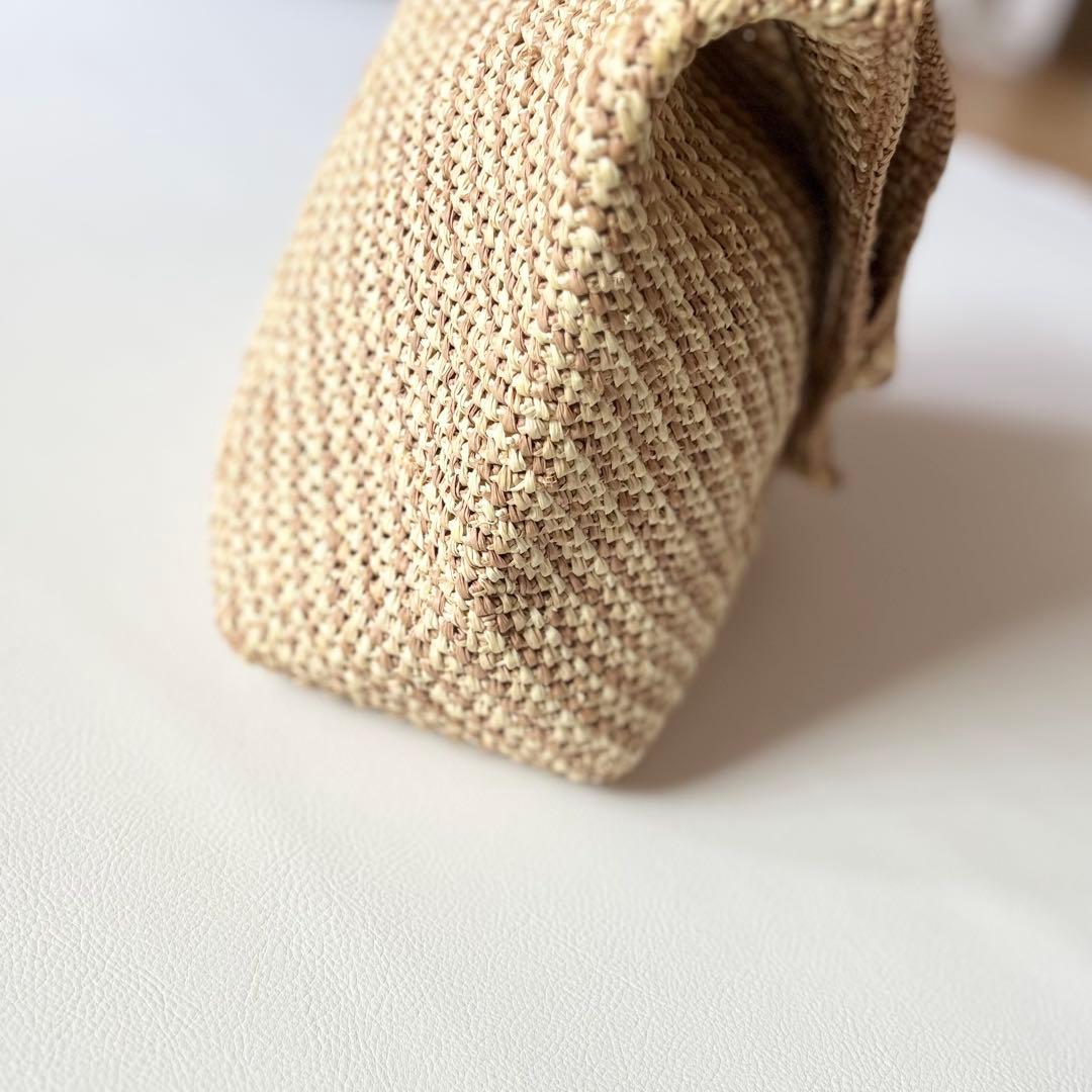 ヘレンカミンスキー　ラフィア　かごバッグ　トートバッグ　大容量　レザー　肩掛け