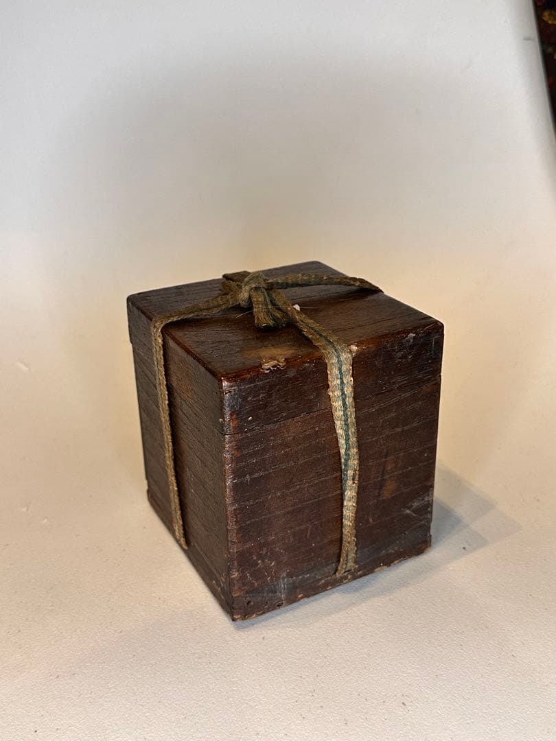 明代 龍泉窯 青磁 三足小瓶 香炉形 茶道具 骨董 共箱付