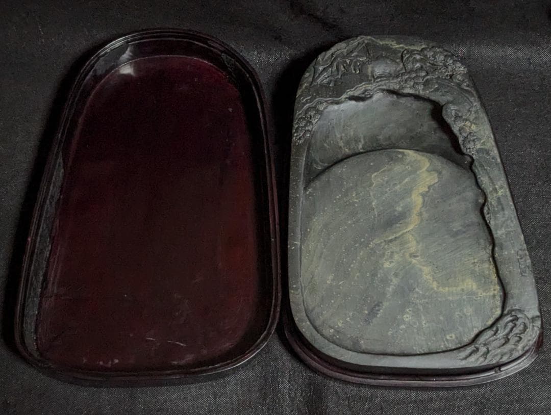 【歙州硯　松竹文特大楕硯】◆金暈金星・水波紋の美石◆12吋超◆唐木塗箱◆龍尾山