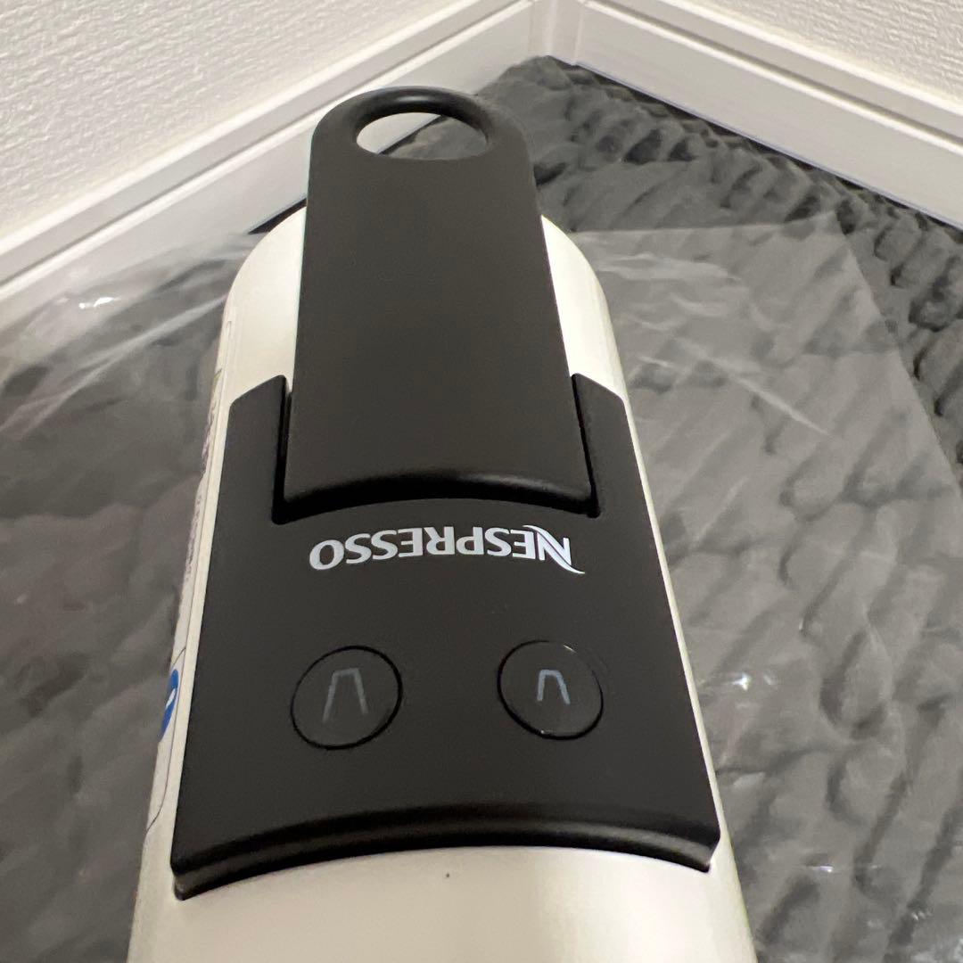 NESPRESSO ESSENZA MINI エスプレッソマシン