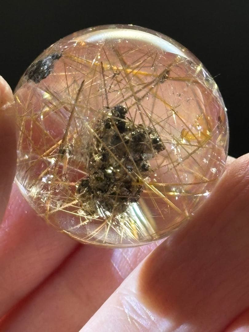 レア　タイチンルチルクォーツマイカ共生　スフィア2.78cm 透明度抜群　虹有り