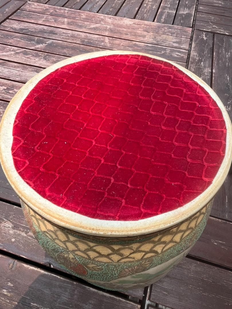 薩摩焼　大壺　置物　花瓶　飾り　インテリア　伝統的な日本の陶器