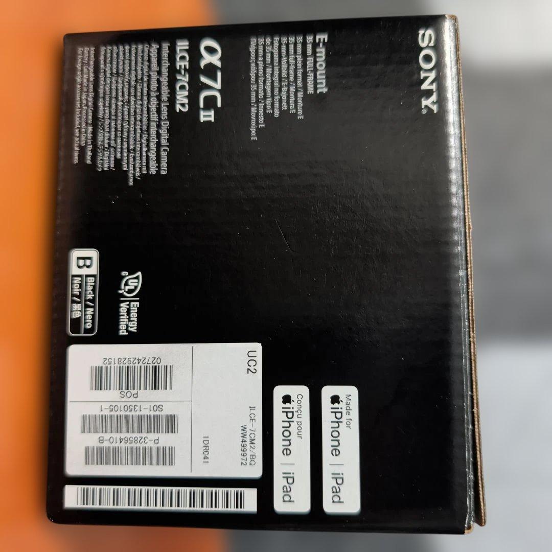 美品 Sony A7C II 本体 シャッター数8860 ケージ付