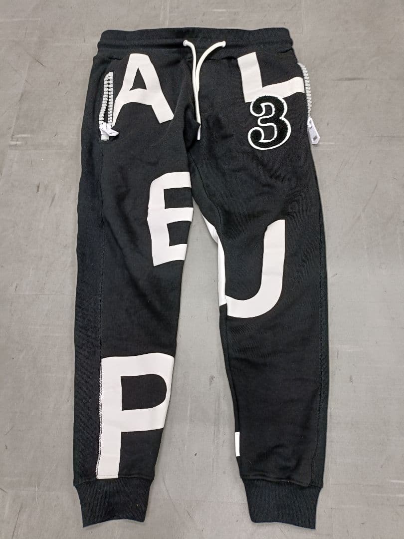 1PIU1UGUALE3 RELAX セットアップ XL