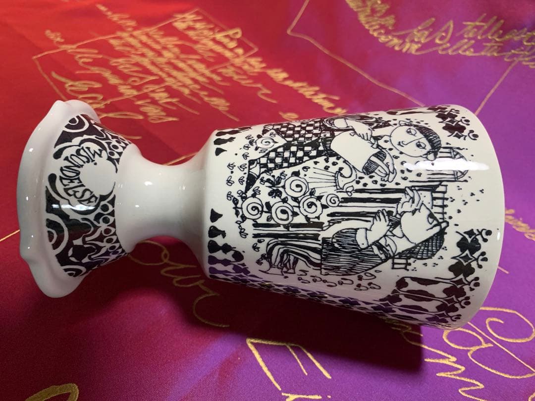 ビヨンヴィンブラッド　ニモール窯のビンテージのレアなコップ型花瓶！ペン立てにも！