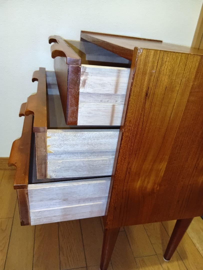 北欧ヴィンテージ　チェスト　3段　北欧ヴィンテージ家具　8/8〜8/11発送不可