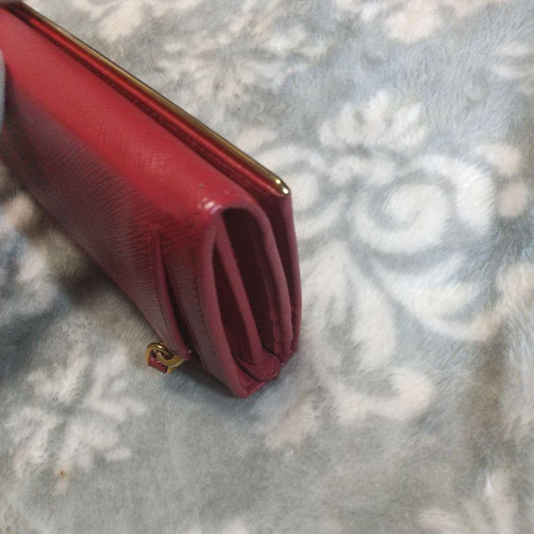 PRADA サフィアーノメタルラインレッド系 長財布