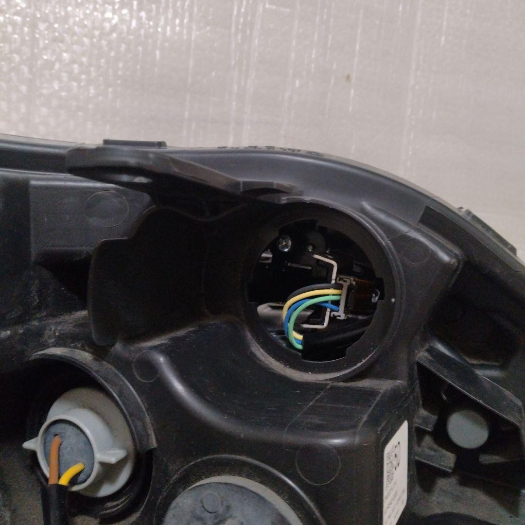 インプレッサ左ヘッドライト